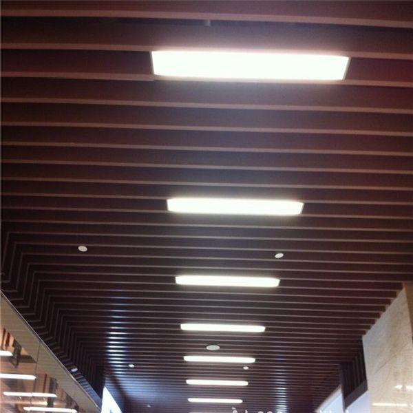 车站木纹铝方通 车站木纹铝方通